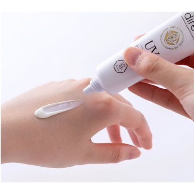 GRAZIA "Direia Stem Protect UV Cream SPF50+ PA++++"          , 35 . (,  1)