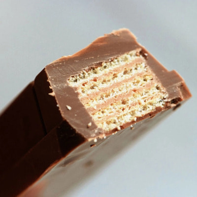 Nestle Japan "Kit Kat"  , 127,6 . (,  2)