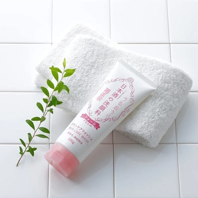 Kikumasamune "Sake Facial Cleanser" Пенка для умывания на основе саке, без аромата, 200 г. (вид 4) Kikumasamune "Sake Facial Cleanser" Пенка для умывания на основе саке, без аромата, 200 г. (фото, вид 4)