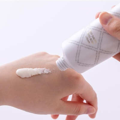 GRAZIA "Direia Deep Sveltyl Meso Body Cream" �������-���� ��� ��������� ������ � ����������� 3D-��������������, 150 �. (����, ��� 1)