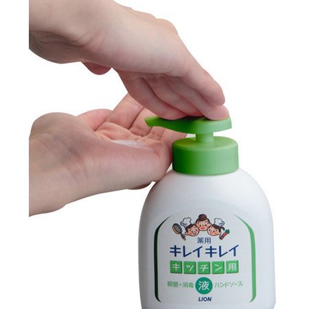 Lion "Kireikirei" Жидкое антибактериальное мыло для рук с апельсиновым маслом - для применения на кухне, 250 мл. (фото, вид 1)