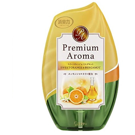 ST "Shoushuuriki Deodorant Force Premium Aroma" Жидкий освежитель воздуха для комнаты "Апельсин и бергамот", 400 мл.