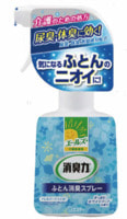 ST "Shoushuuriki" Спрей-освежитель для нейтрализации специфичных запахов с текстиля, аромат цветочного мыла, 370 мл.