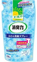 ST "Shoushuuriki" Спрей-освежитель для нейтрализации специфичных запахов с текстиля, аромат цветочного мыла, мягкая упаковка, 320 мл.