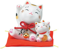 Yakushigama "Манэки-Нэко - Кот Счастья" Мама кошка с котёнком, 7 см.