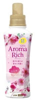 Lion "Soflan Aroma Rich Sakura"         ,    ,   , 400 .